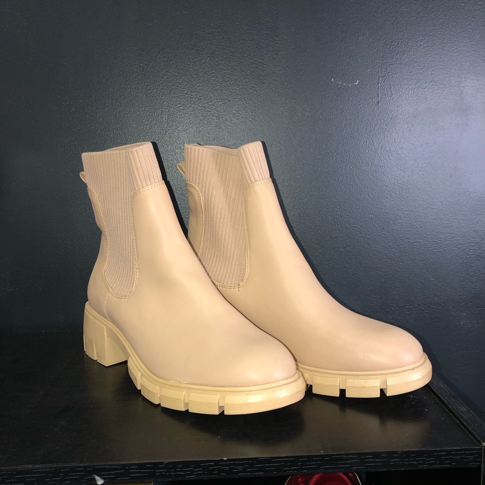 Women boots